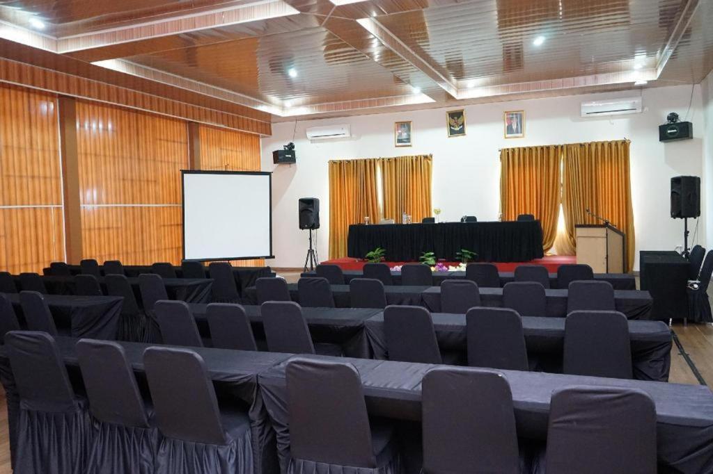 Ren'Z Hotel Bangka Island  Εξωτερικό φωτογραφία
